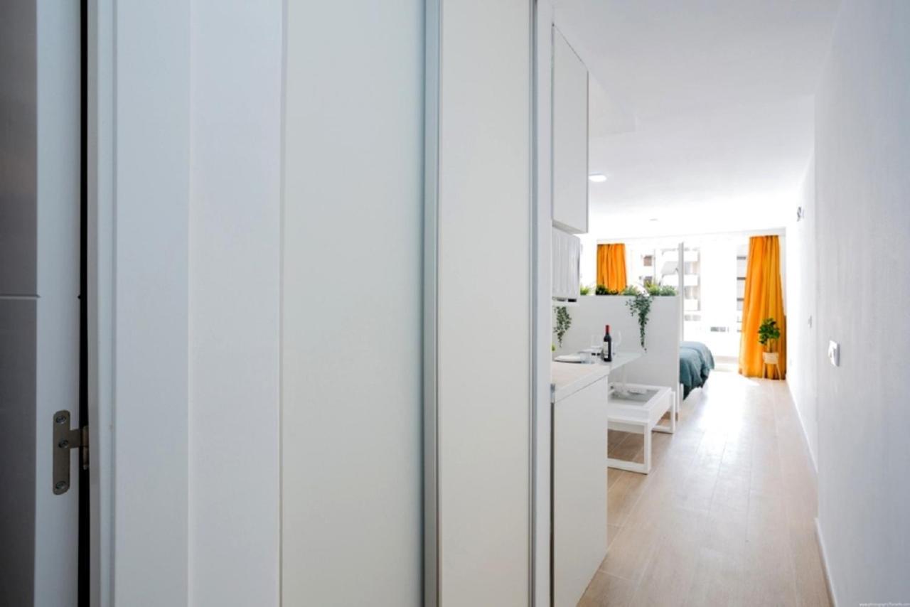 319 Modern Accommodation,Sea View, Wi Fi And Pool Playa de las Americas  Exterior photo
