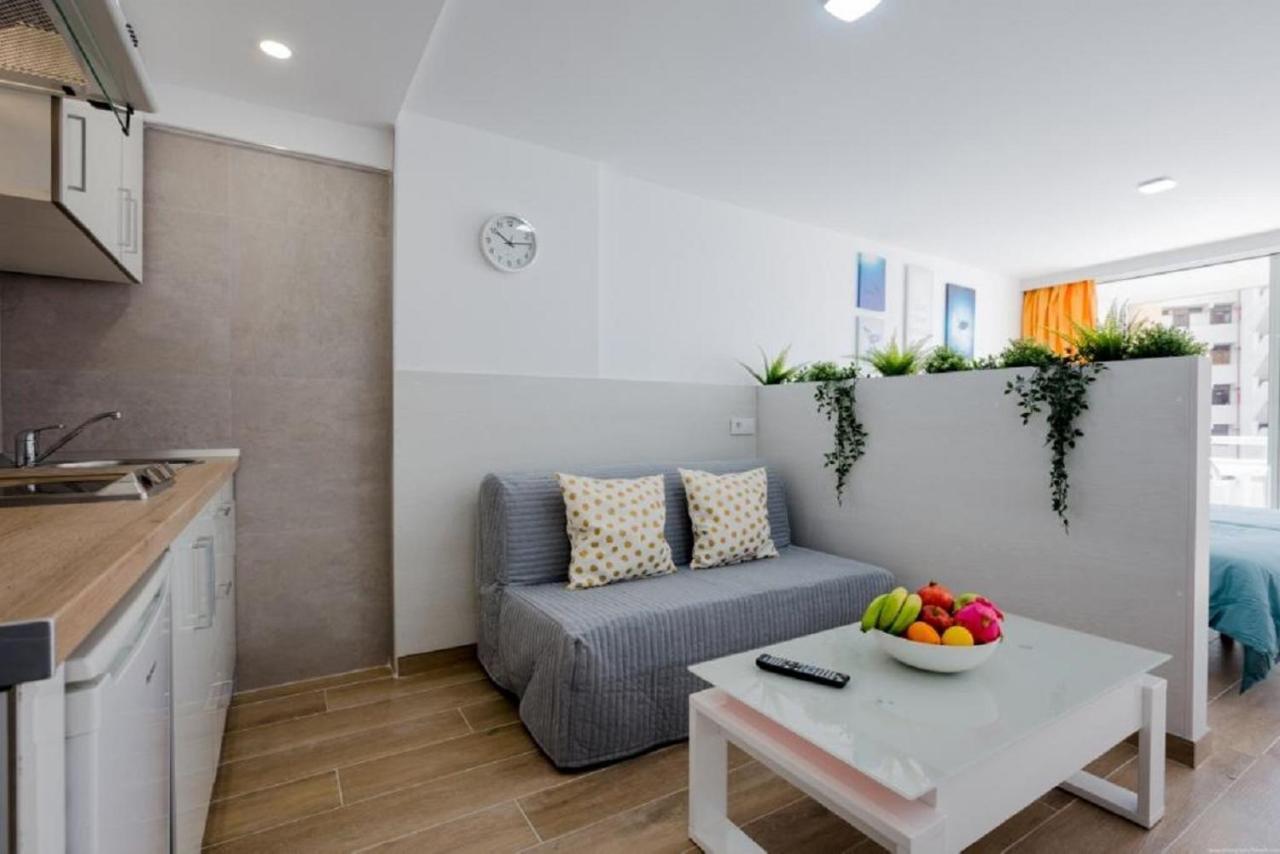 319 Modern Accommodation,Sea View, Wi Fi And Pool Playa de las Americas  Exterior photo